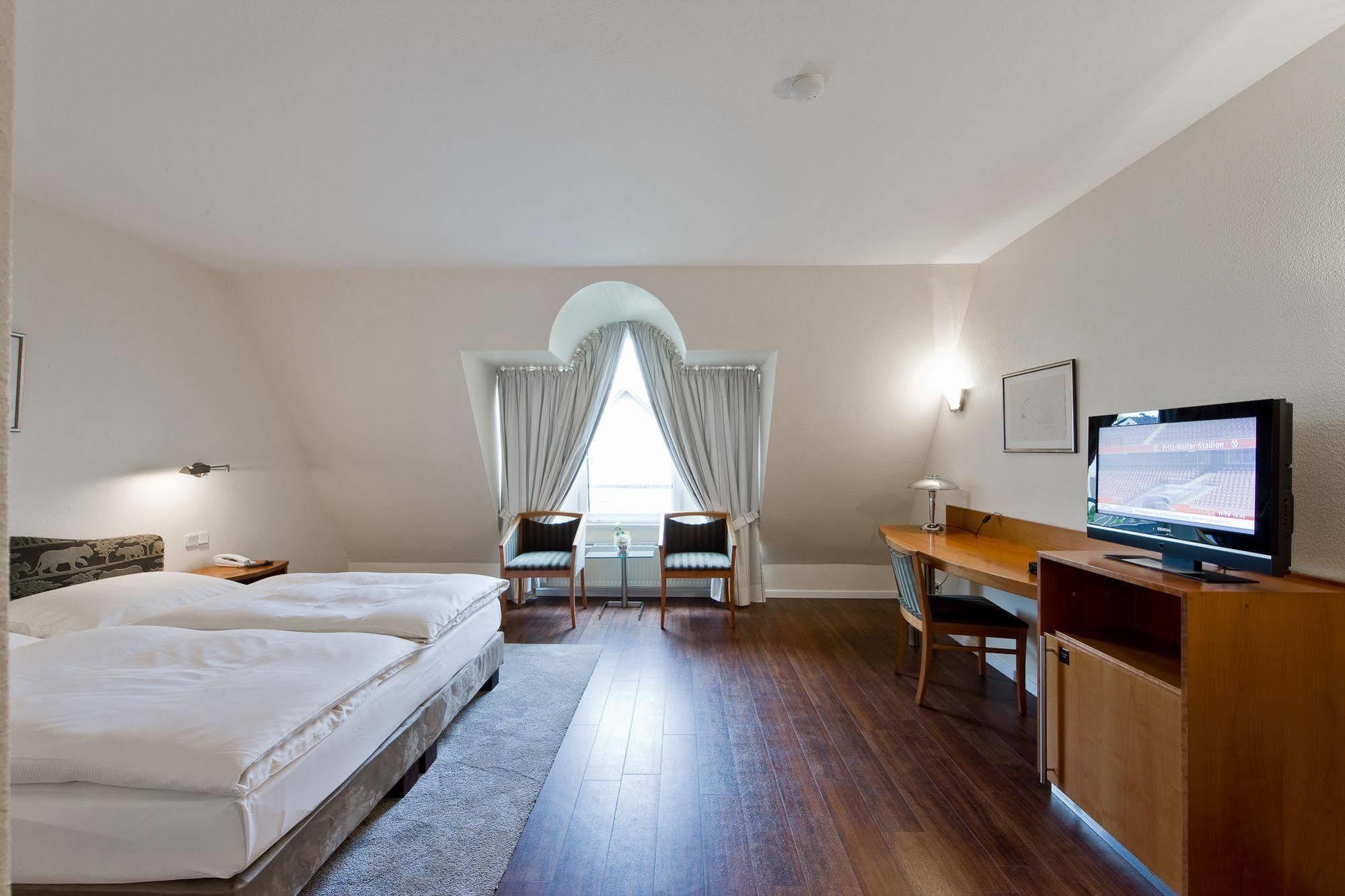 Gartenhotel Luisental 뮬하임안더루 객실 사진