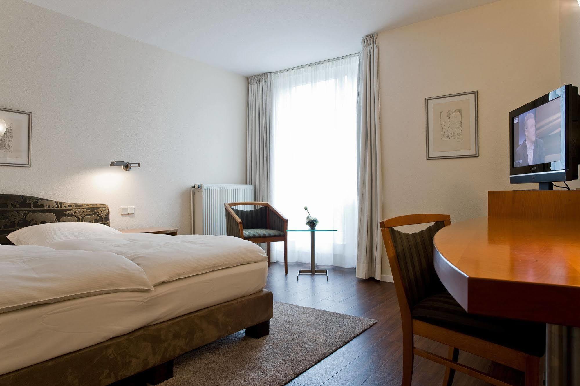 Gartenhotel Luisental 뮬하임안더루 외부 사진